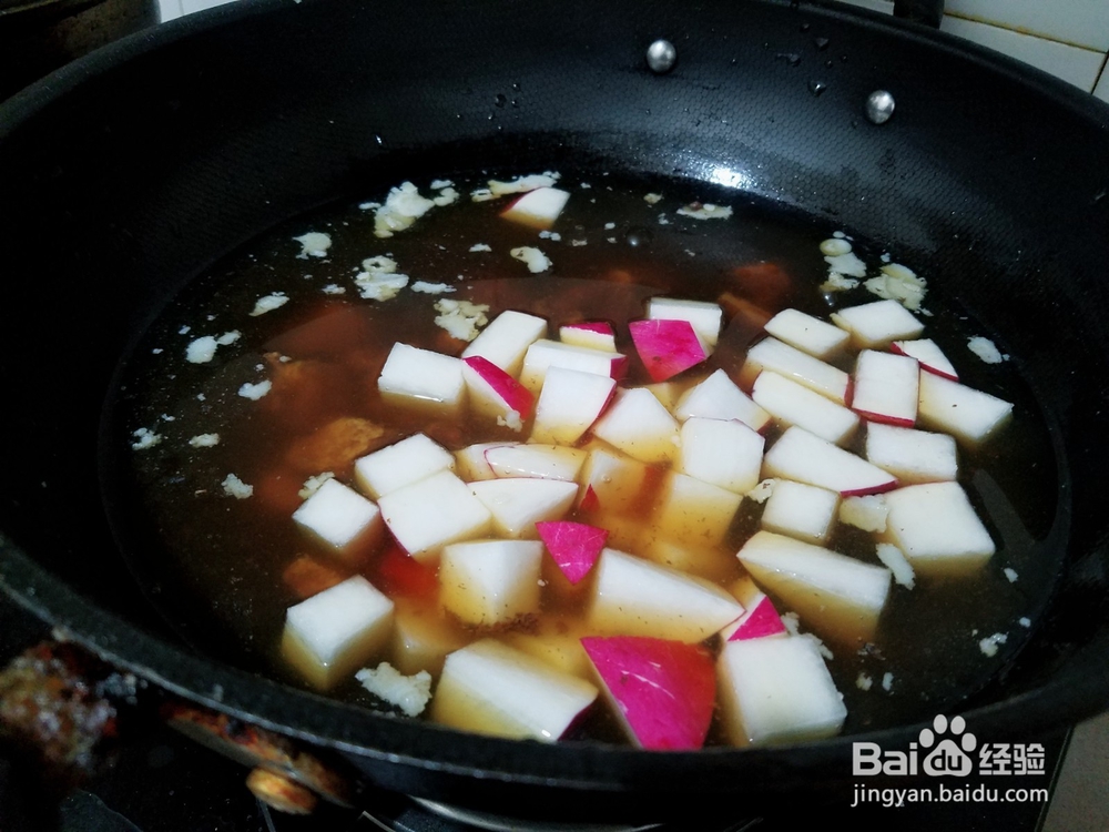 美味的牛肉炖萝卜