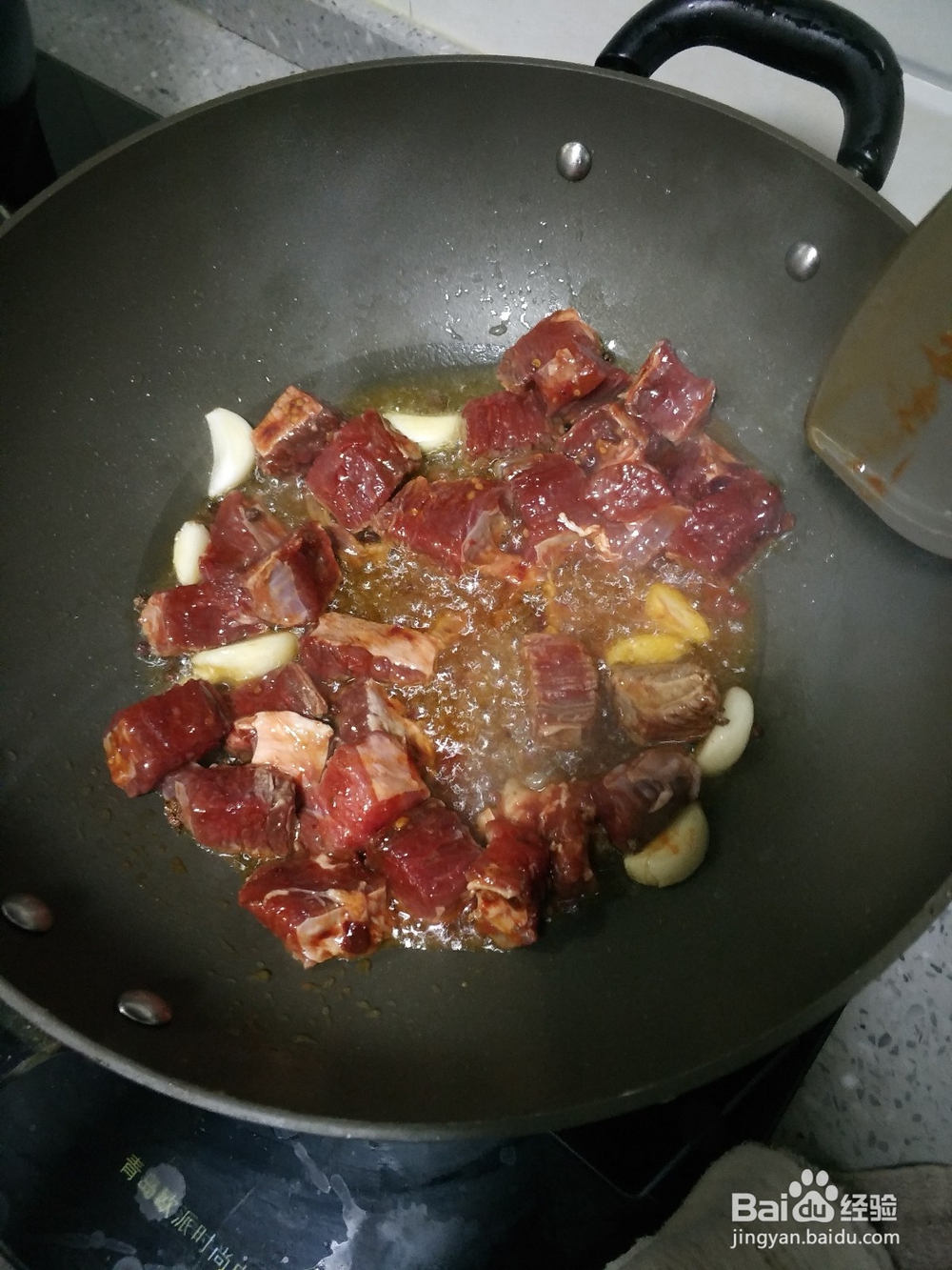 如何做白萝卜炖牛肉、萝卜烧牛肉