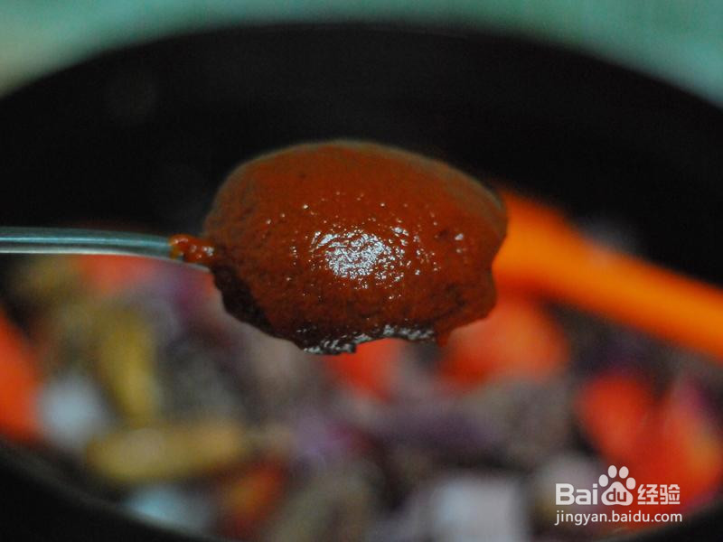 铸铁锅红酒炖牛肉的做法