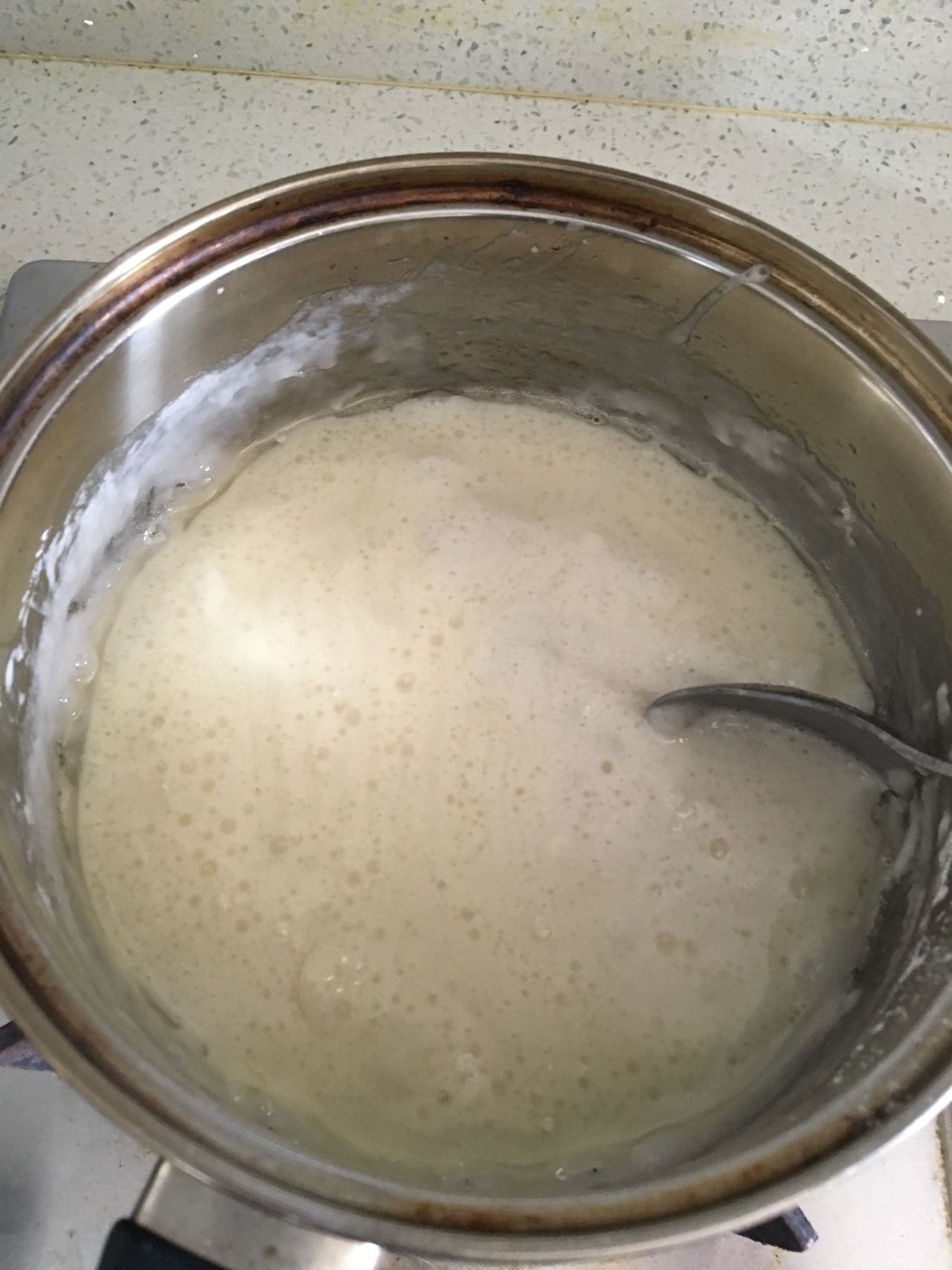 老婆饼的做法，好吃又不腻！