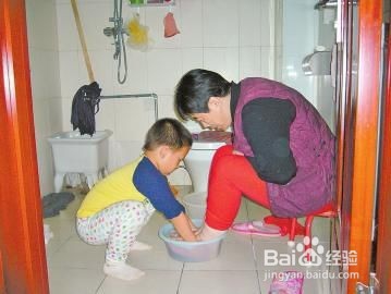 如何引导孩子加强修养,付出爱。