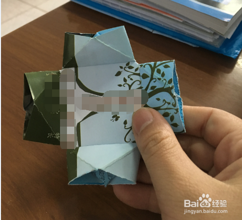 如何用纸叠小袄