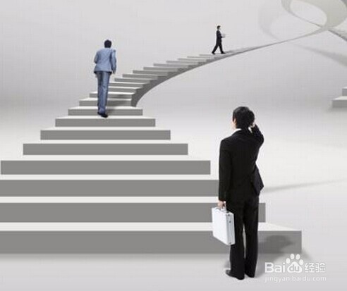 退休返聘人员有社保吗？工伤管吗？