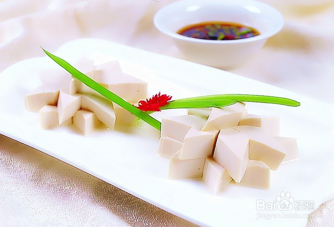 居家自制“白豆腐汤”美白润肤、健脾益胃