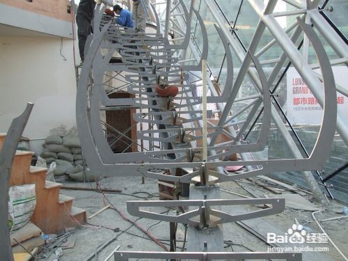 钢结构玻璃楼梯制作与施工流程