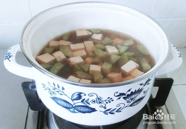 龙井丝瓜豆腐汤
