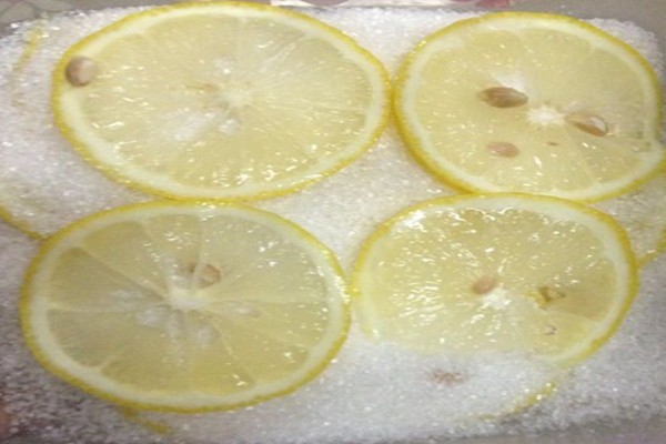 腌柠檬吃了有什么作用