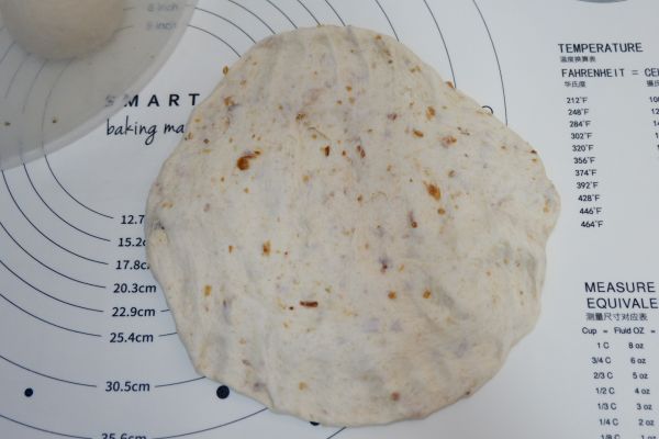 全麦油葱酥软欧面包