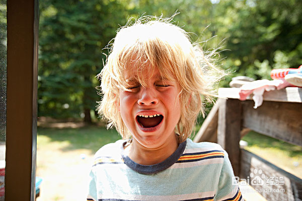 怎么做才能让孩子重获安全感