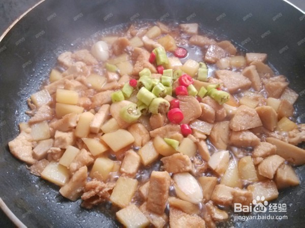 孜然土豆烩豆制素鸡怎么做