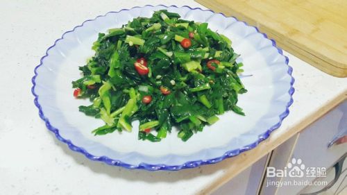 韭菜的简单做法——小米椒拌韭菜
