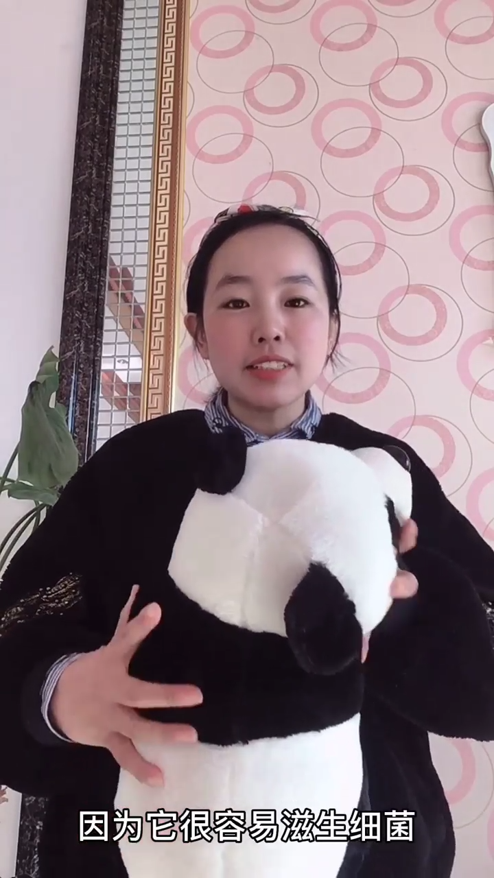 如何清洁不同材质的玩具？