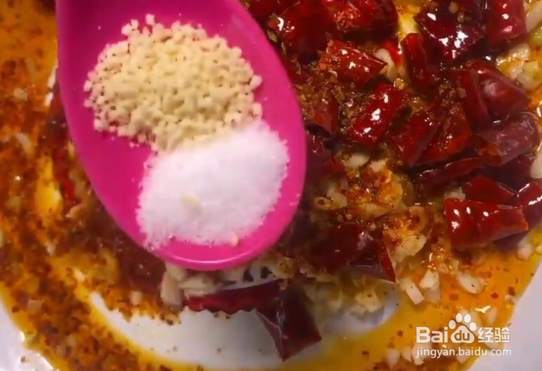 怎样炒好吃的辣味莲藕?