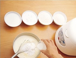 电饭煲鸡蛋糕的简单做法