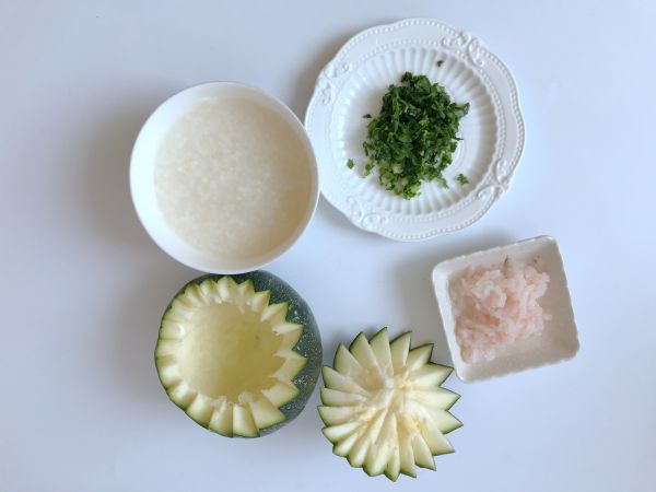 南瓜盅炖磷虾粥