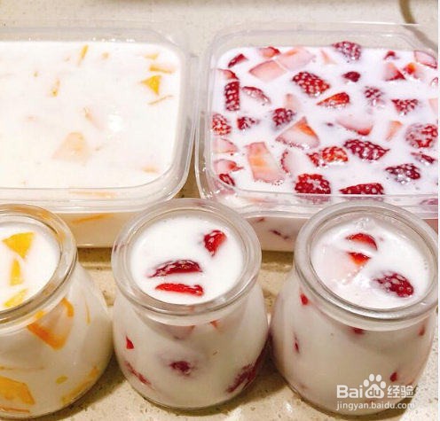 草莓椰果奶冻的做法