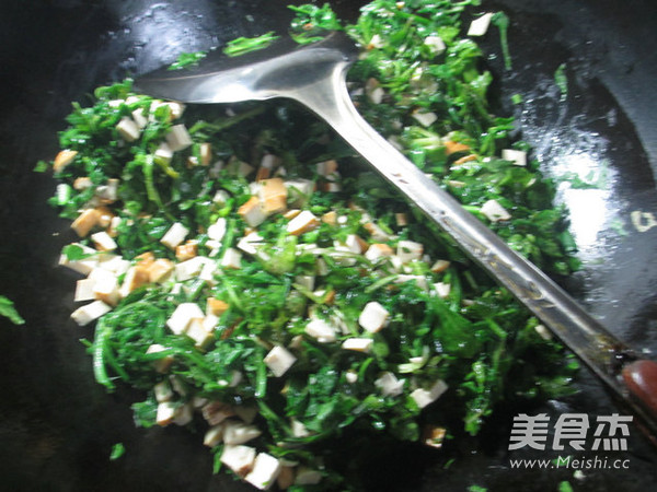 香干荠菜馅春卷