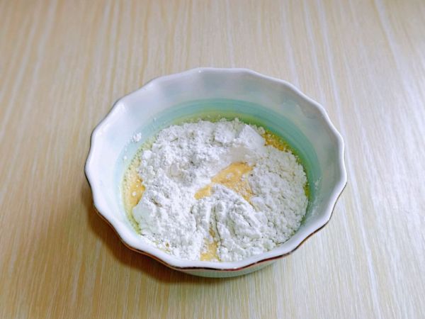 甜椒豆苗鸡蛋饼
