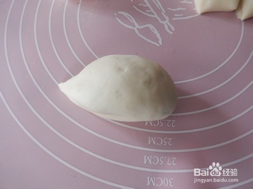 萌萌的包子：豆沙刺猬包