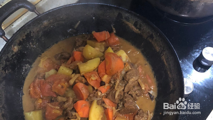 西红柿土豆炖牛腩的做法