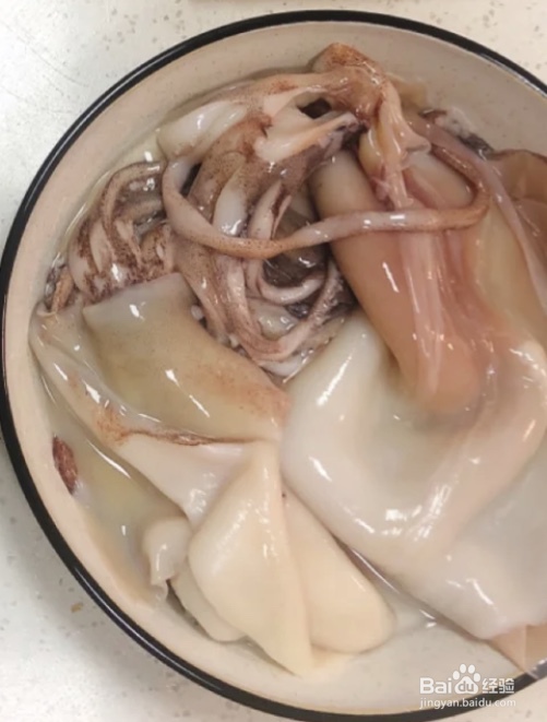 蒜苔炒鱿鱼教程
