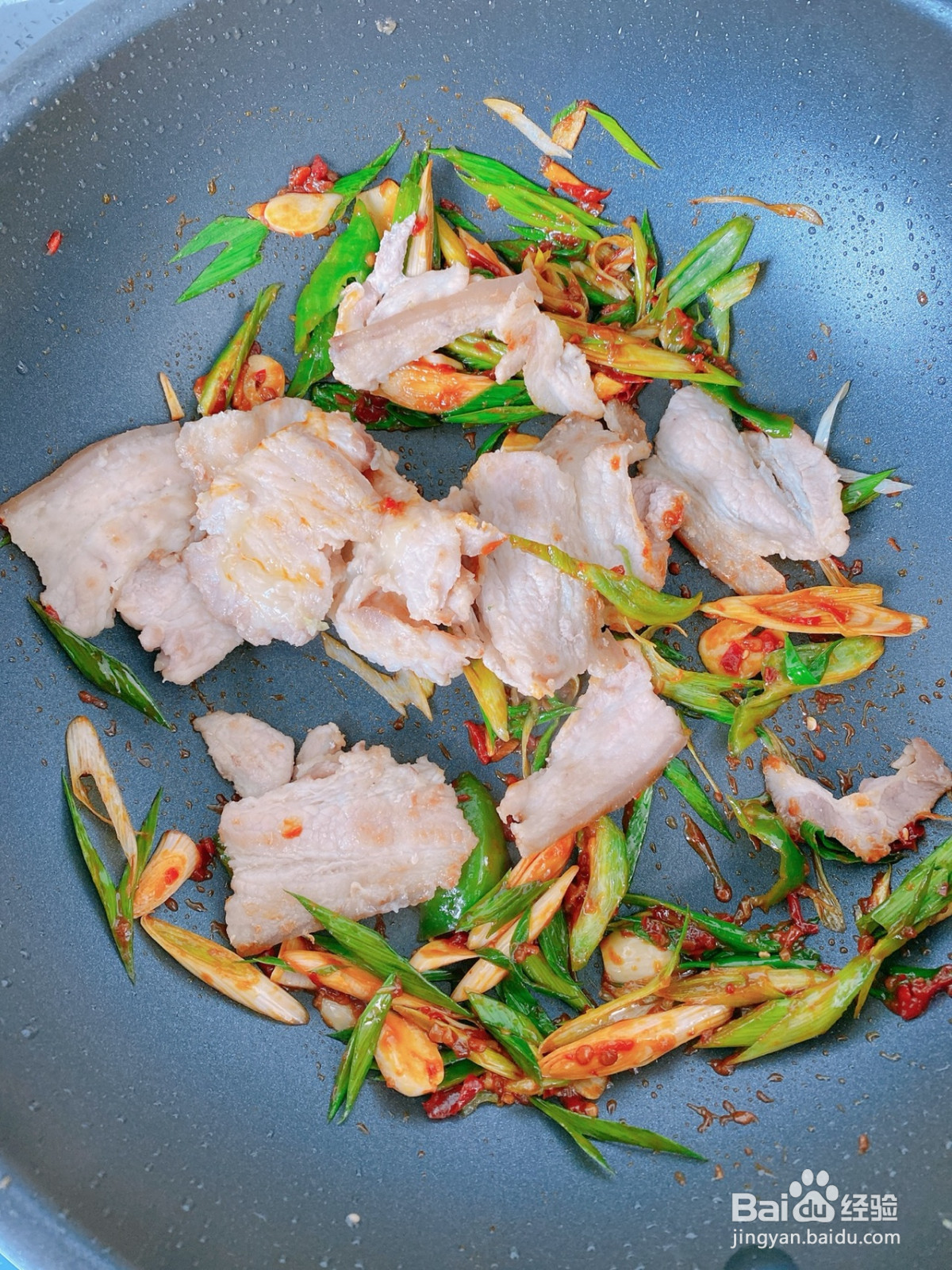 蒜苗回锅肉的做法