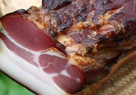 腊肉臭了怎么去除臭味