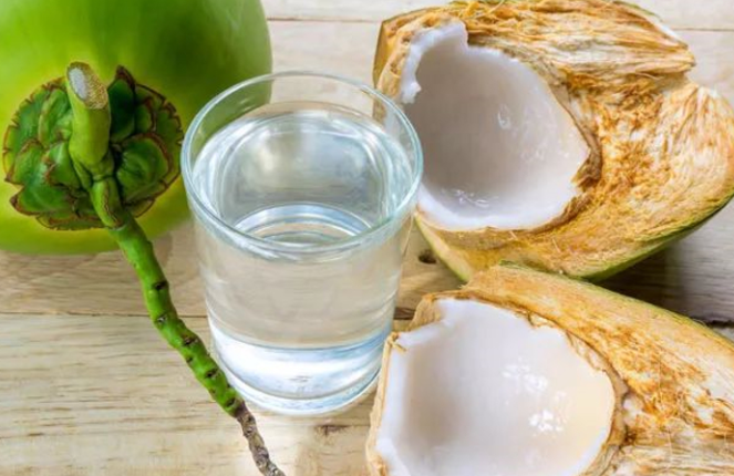 想知道椰子水含糖量高吗