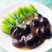 清新简单烧汁香菇香菜