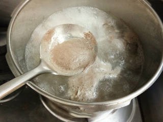 如何做出一份好吃的的红烧牛肉