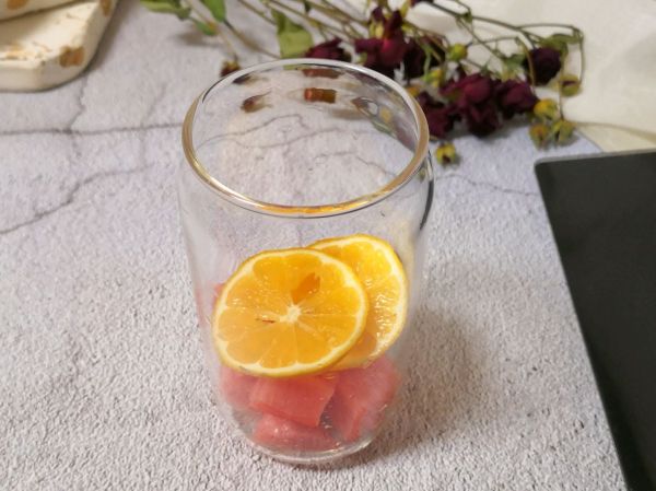 西瓜乳酸菌气泡饮