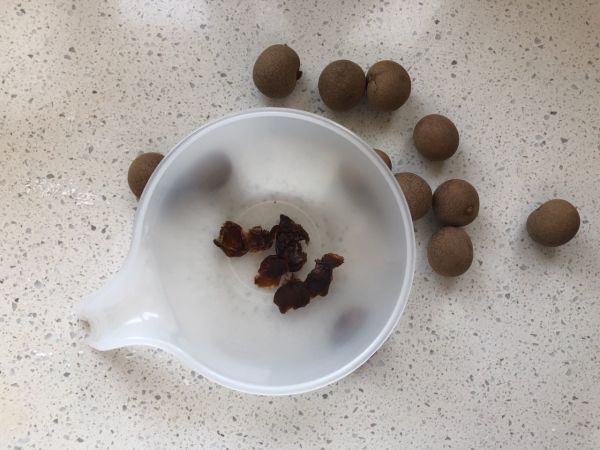 桂圆红枣核桃糕