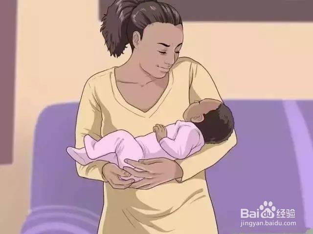 如何抱刚出生的新生儿？