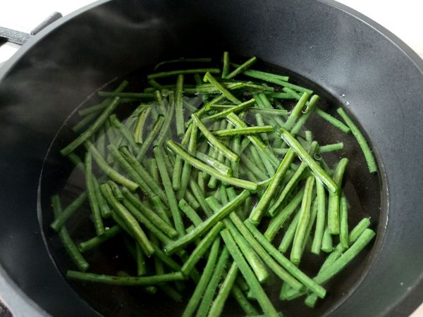 凉拌蒜香耗油豇豆