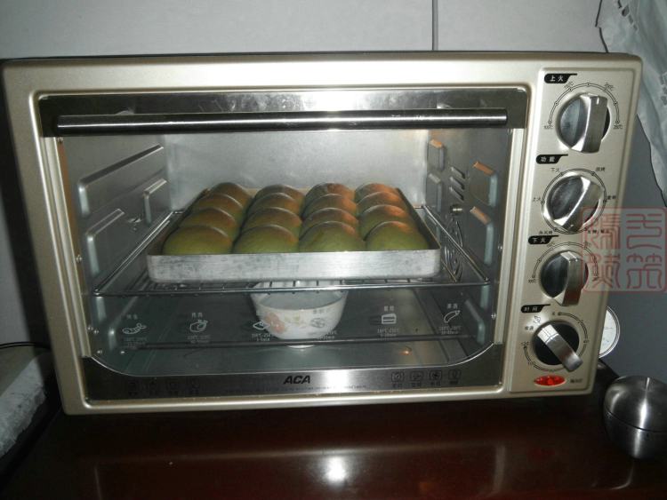 想吃淡奶抹茶小餐包？轻轻松松就能学会