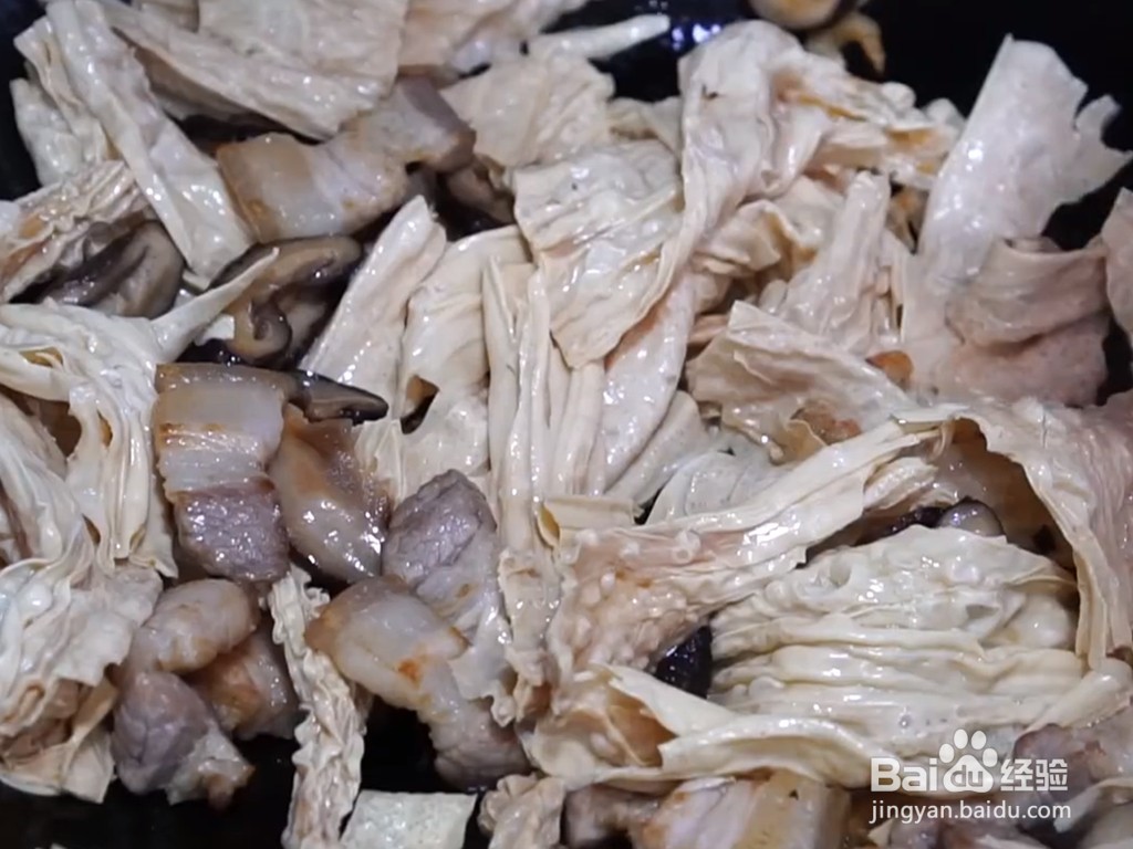 #初冬吃什么#腐竹五花肉豆腐煲