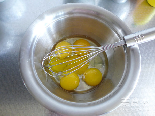 咖啡核桃戚风蛋糕