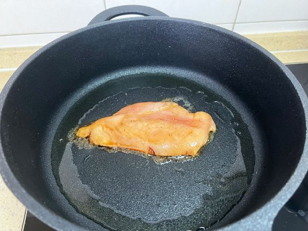 鸡胸肉鸡蛋蔬菜沙拉