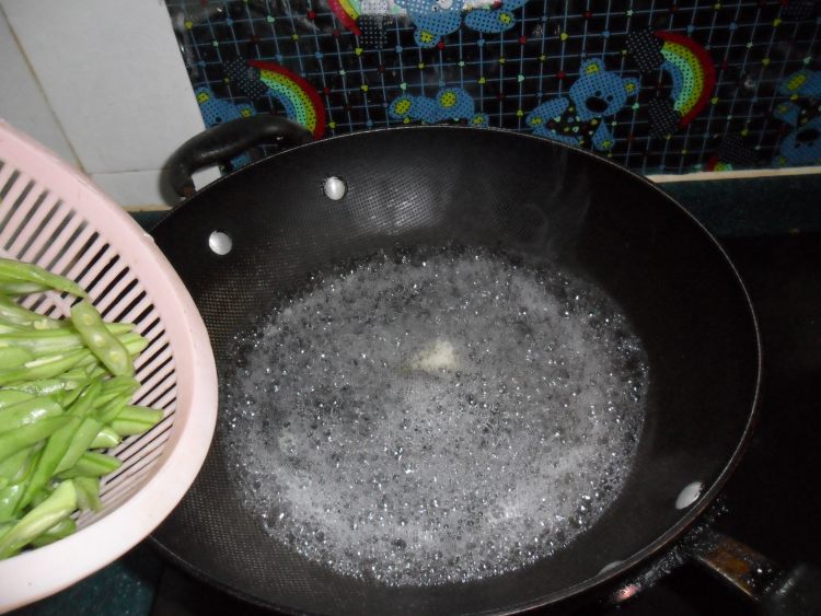 腊肠炒四季豆的做法,快收快收!