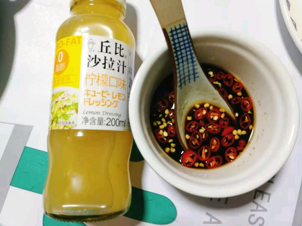 金针菇牛排粉丝沙拉