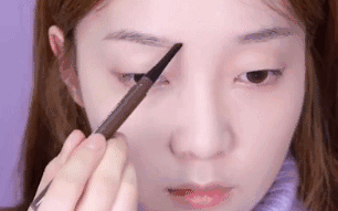 画一款气质的“野生眉”