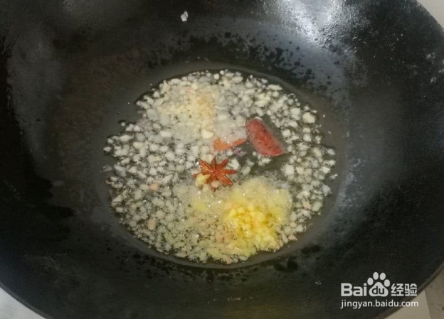 在家如何做出好吃的牛筋面，请学习这个方法