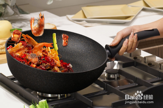 无油烟不粘锅的选购技巧