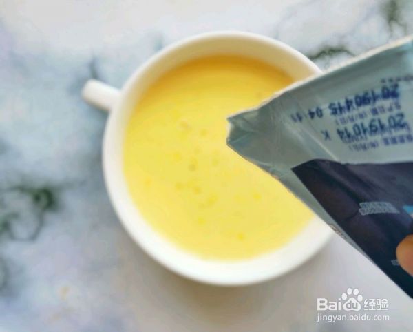 宝宝的零食:简单超级营养的水果布丁