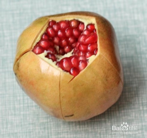 剥石榴的正确方法