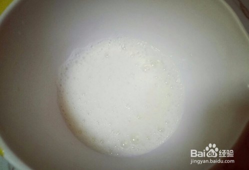 家常版8寸戚风蛋糕是怎么做的？