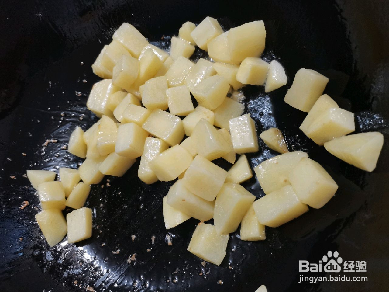 土豆鸡肉盖饭的做法