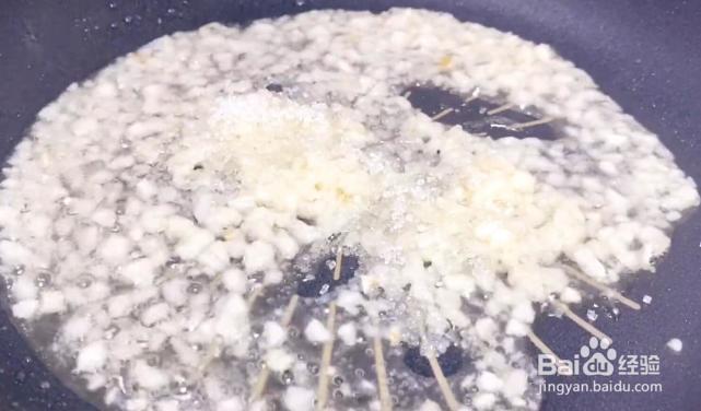蒜蓉蒸鸡胸肉的做法