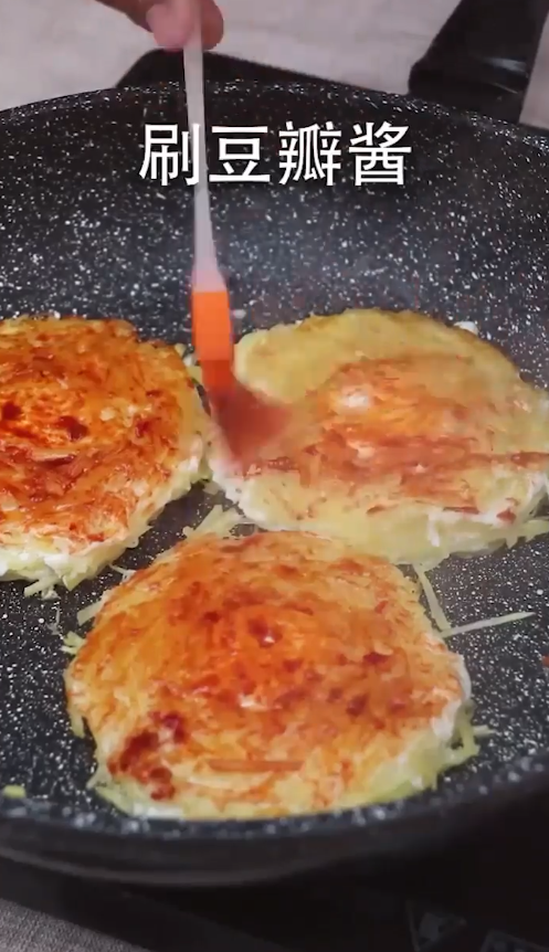 鸟巢鸡蛋饼怎么做