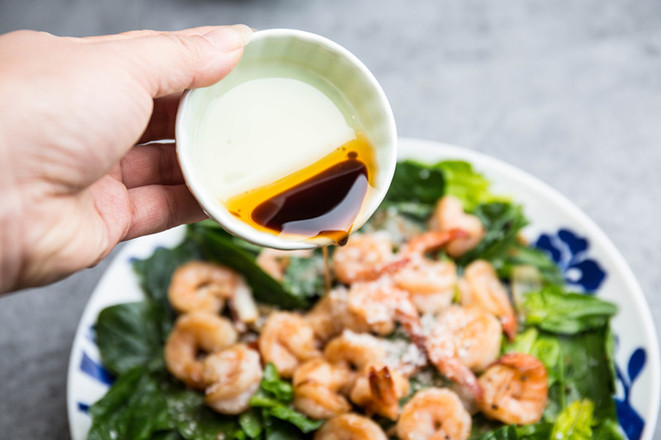 炒虾仁菠菜沙拉